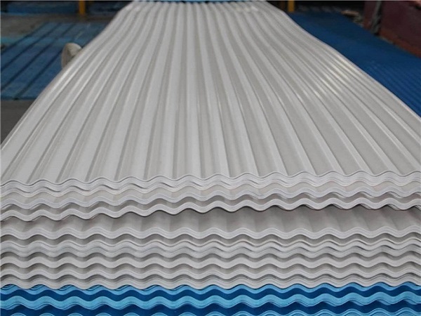 如何不花冤枉錢挑選優(yōu)異的采光瓦？